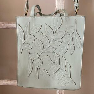 ✨A New Day Crossbody Purse✨